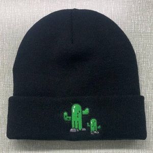 Satin lined protective beanies in black